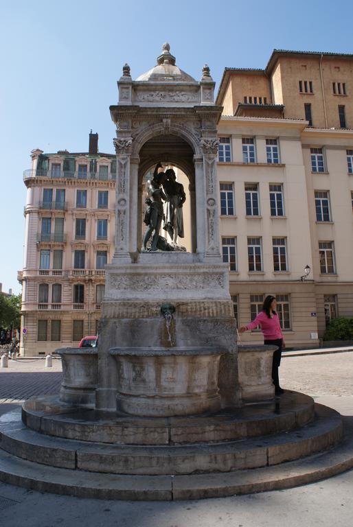 Gite L'Outarde Lyon Zewnętrze zdjęcie